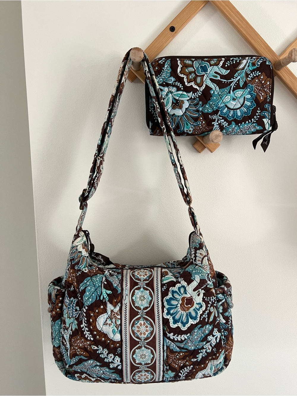 Vera Bradley Java Blue On The Go bag & Zipper Wallet